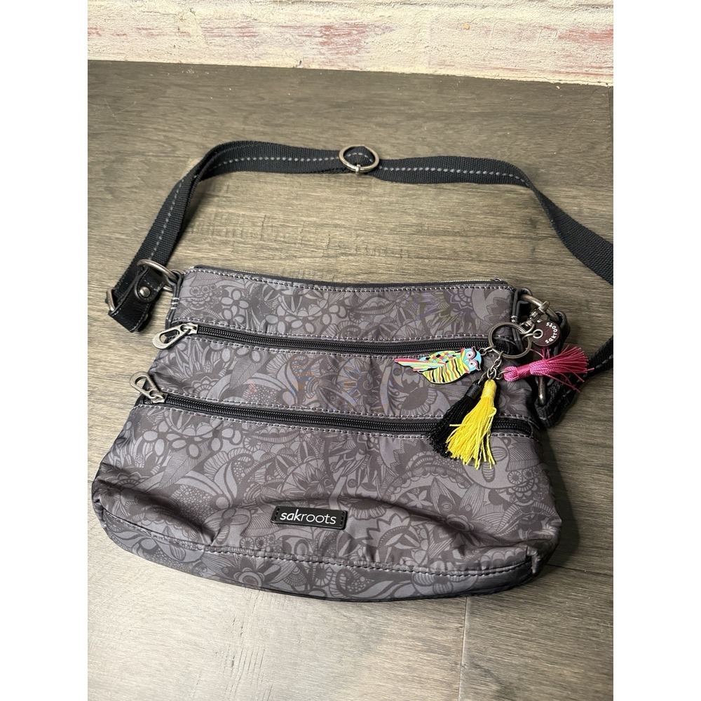 Sakroots Artist Circle Crossbody Bag Black Grey Pockets Boho Hippie Owl‎ Charms